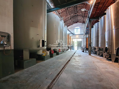 Local d'activités - 730 m²