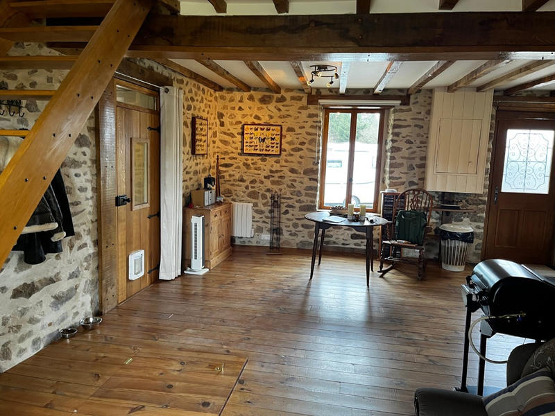 Maison - 250 m² - 6 pièces