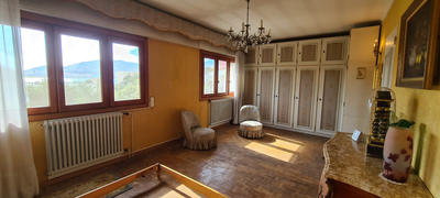 Villa - 205 m² - 9 pièces