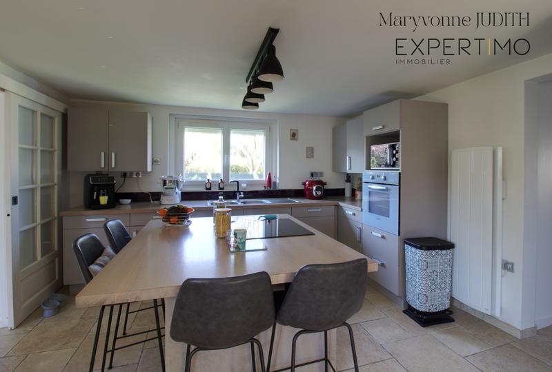 Appartement - 85 m² - 3 pièces