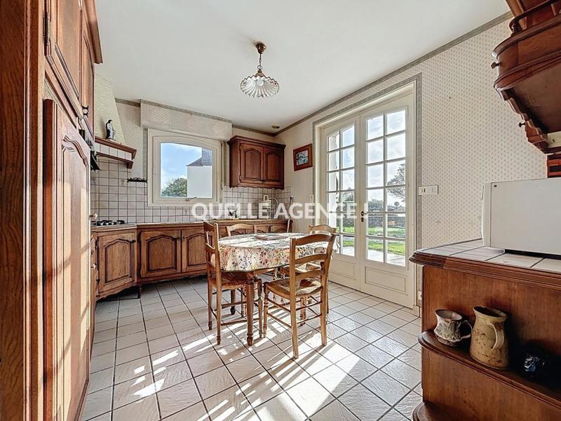 Maison - 141 m² - 8 pièces