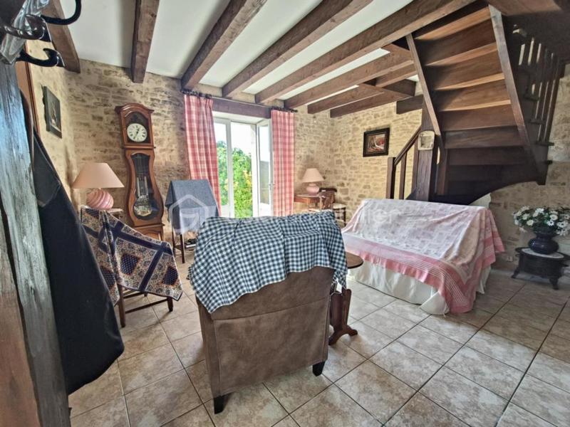 Maison traditionnelle - 114 m² - 4 pièces