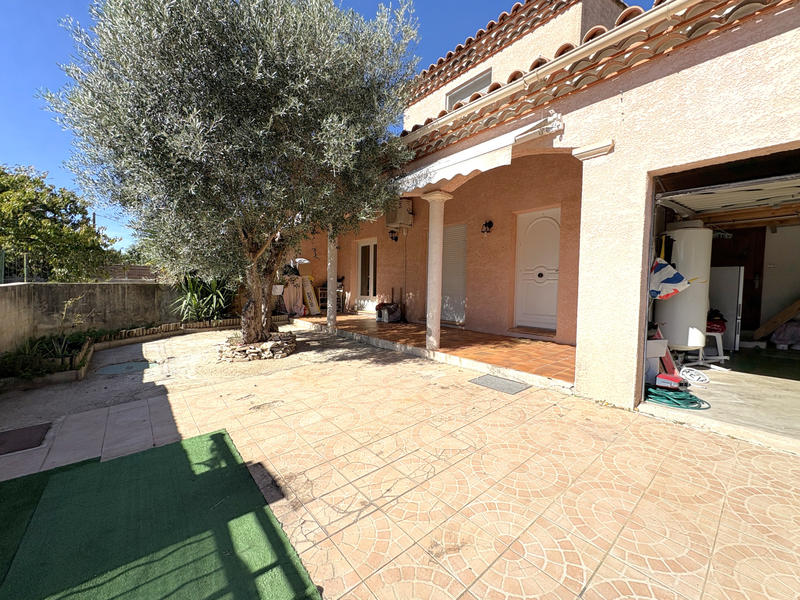 Villa - 90 m² - 4 pièces