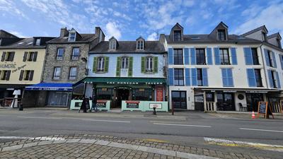 Local d'activité / Entrepôt - 161 m² - 4 pièces