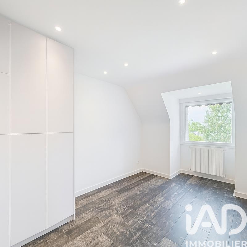 Maison - 180 m² - 5 pièces