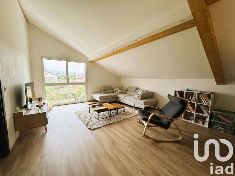 Maison - 180 m² - 7 pièces