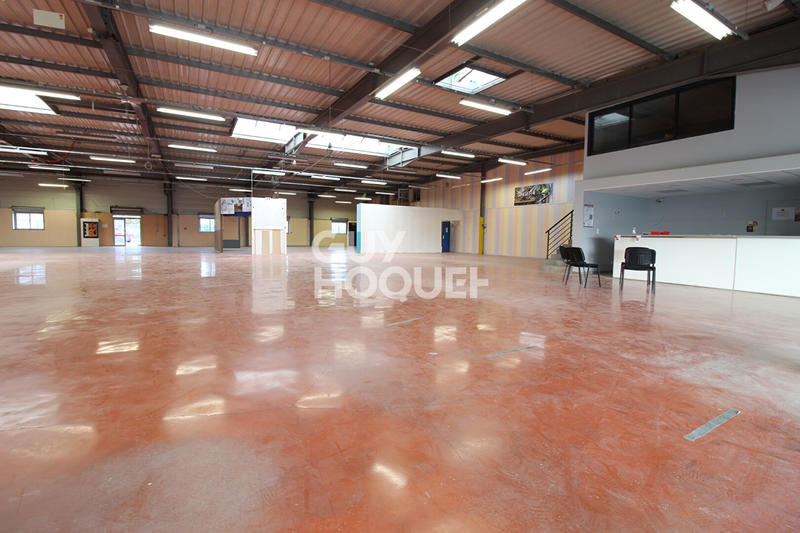 Local d'activité / Entrepôt - 14 410 m²