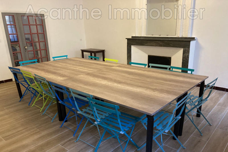 Maison - 430 m² - 10 pièces