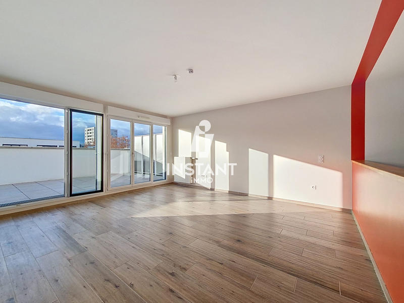 Appartement - 111 m² - 4 pièces