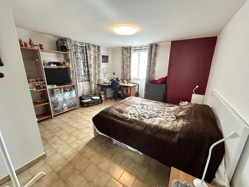 Maison - 227 m² - 6 pièces