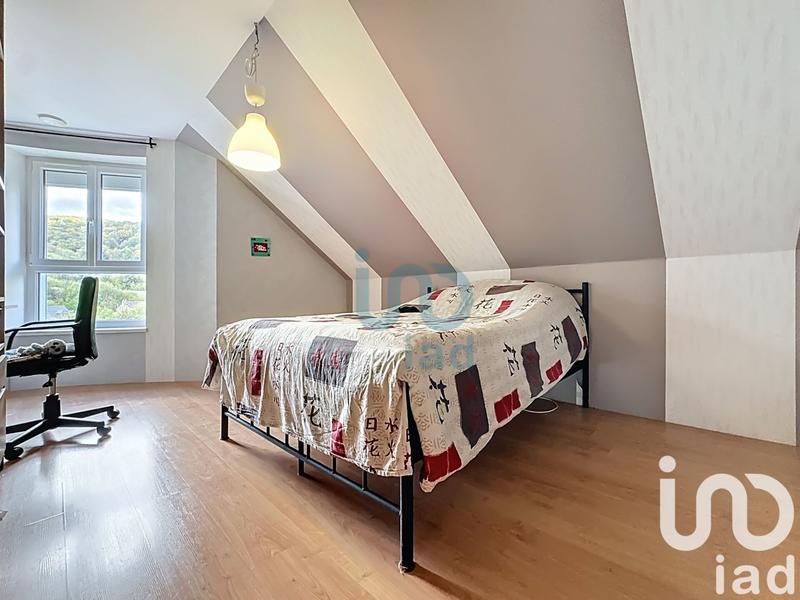 Maison - 168 m² - 7 pièces