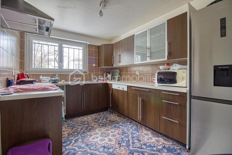 Maison - 172 m² - 10 pièces