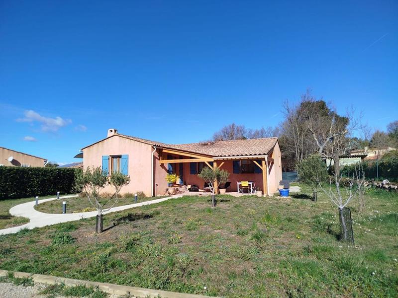 Maison - 82 m² - 3 pièces