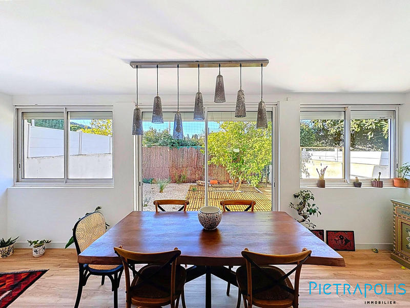 Maison - 110 m² - 4 pièces