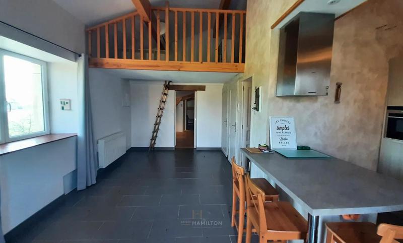 Maison - 140 m² - 4 pièces