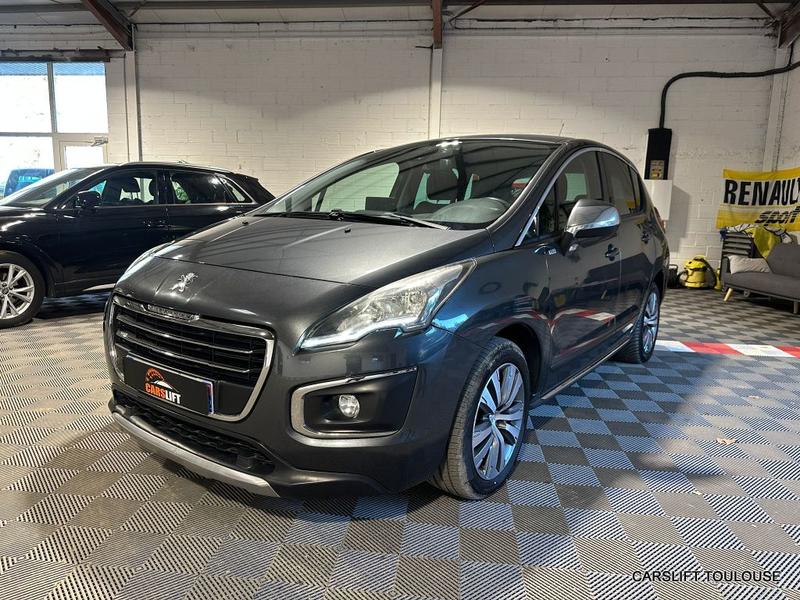 Peugeot 3008 1.6 Hdi 115 Cv - Style