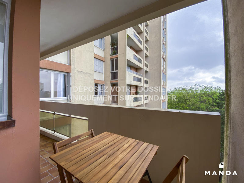 Chambre - 14 m² - 6 pièces