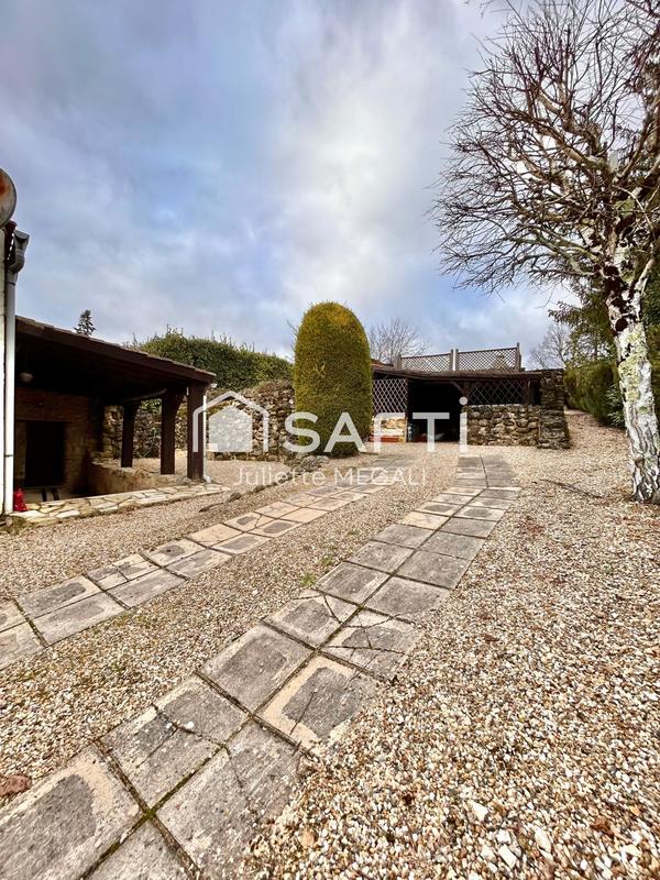 Maison - 83 m² - 4 pièces