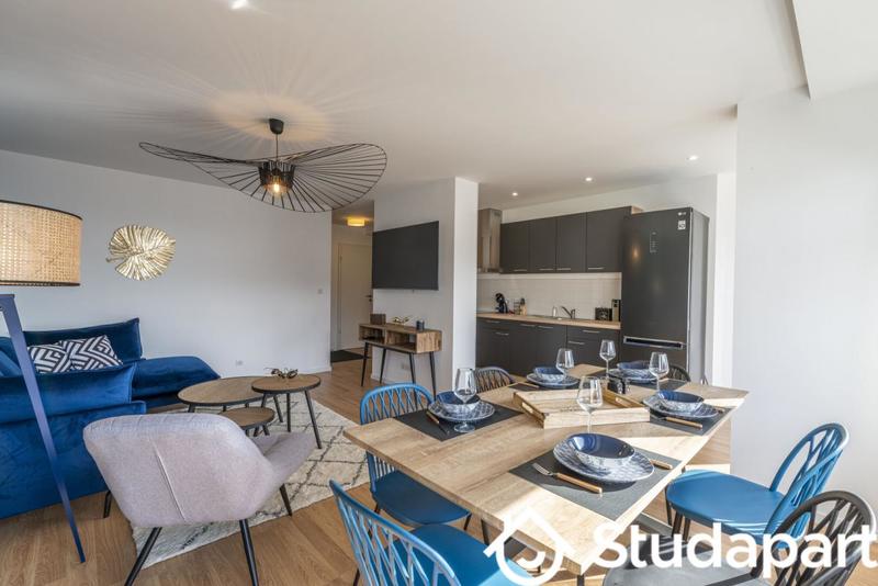 Chambre - 10 m² - 1 pièce