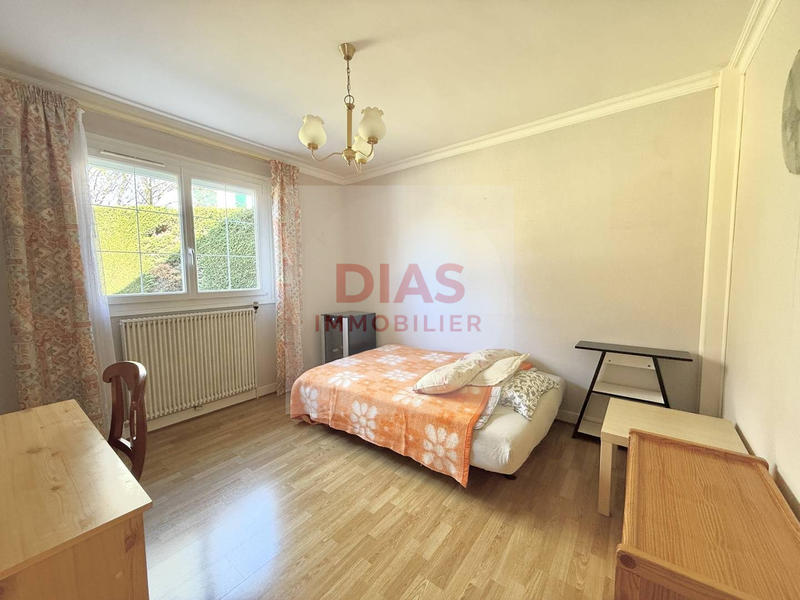 Maison - 140 m² - 2 pièces