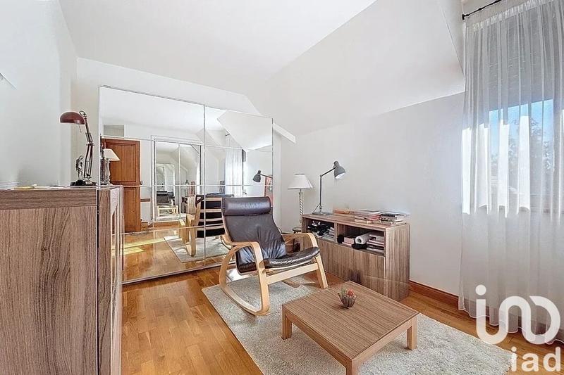 Maison - 345 m² - 7 pièces