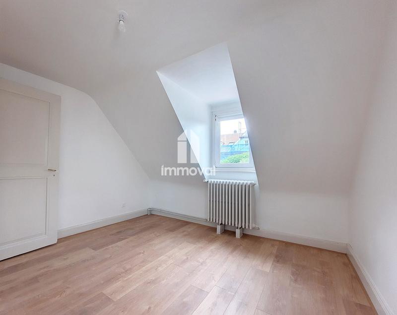 Appartement - 80 m² - 4 pièces