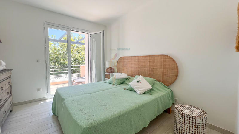 Villa - 211 m² - 7 pièces