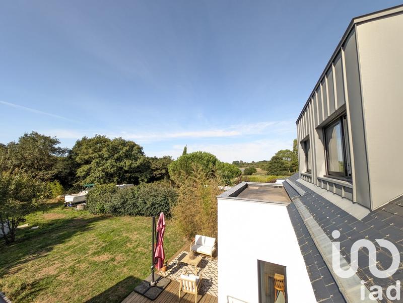 Maison - 224 m² - 8 pièces