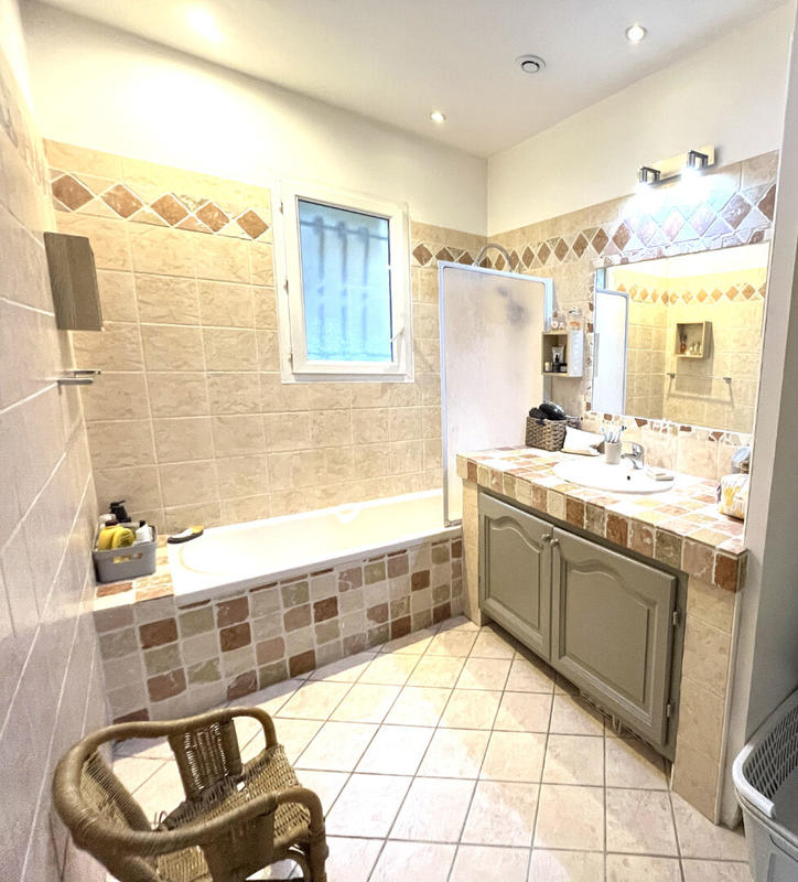 Maison - 108 m² - 5 pièces