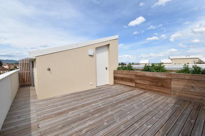 Appartement - 85 m² - 4 pièces