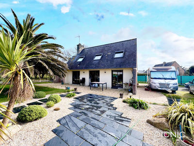 Maison - 137 m² - 6 pièces