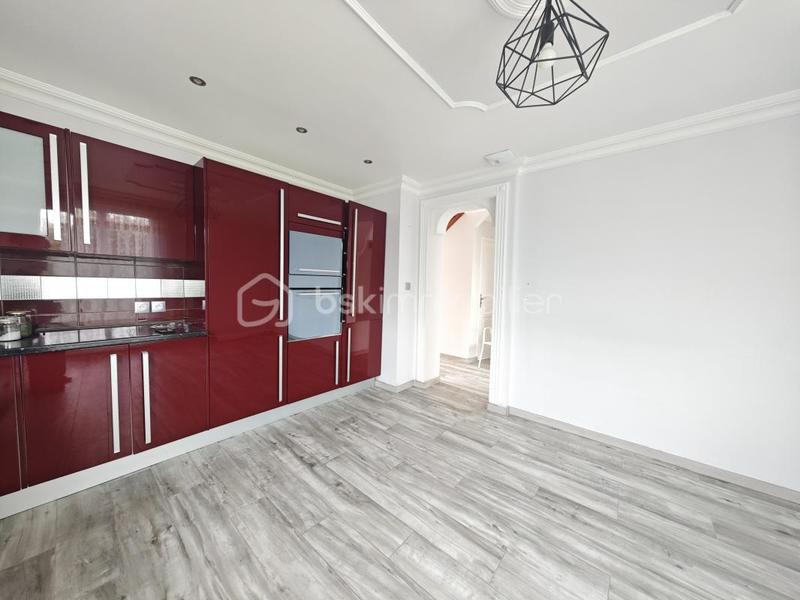 Maison traditionnelle - 122 m² - 5 pièces