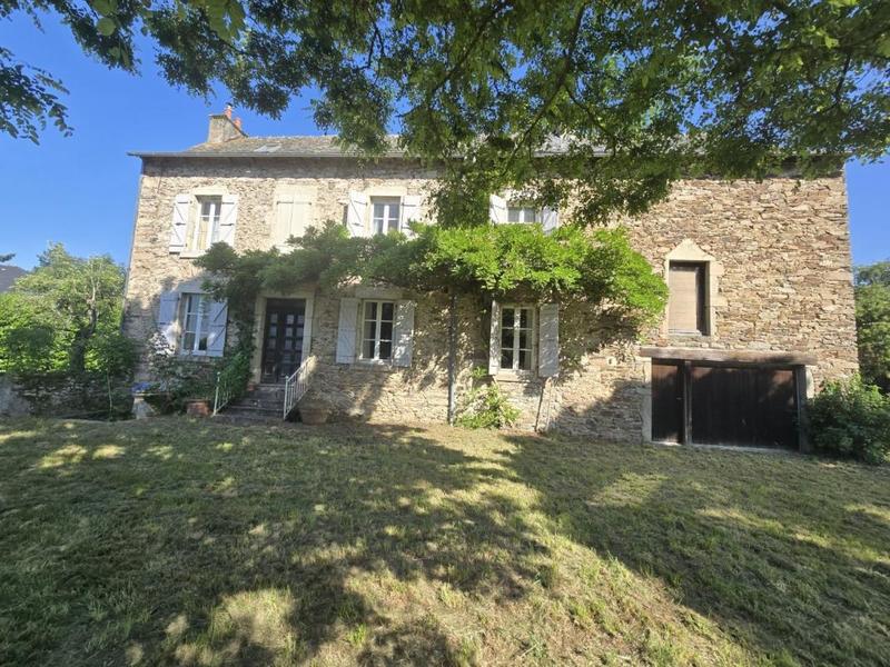 Maison - 179 m² - 7 pièces