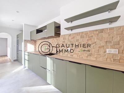 Appartement - 89 m² - 3 pièces