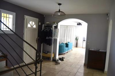 Maison - 258 m² - 7 pièces