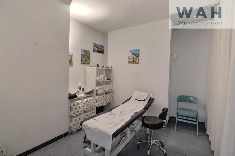 Local commercial - 114 m²