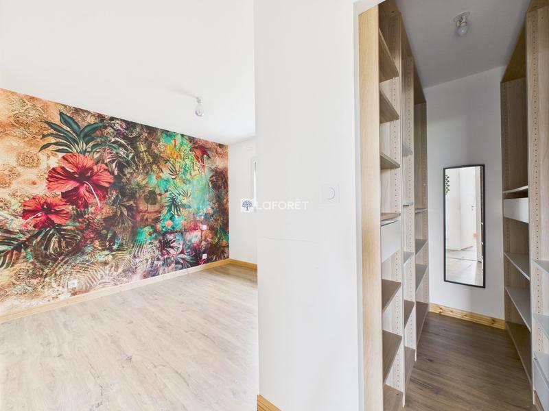 Maison - 103 m² - 4 pièces