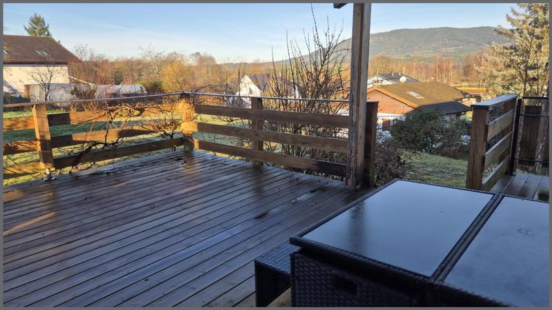 Maison - 95 m² - 5 pièces