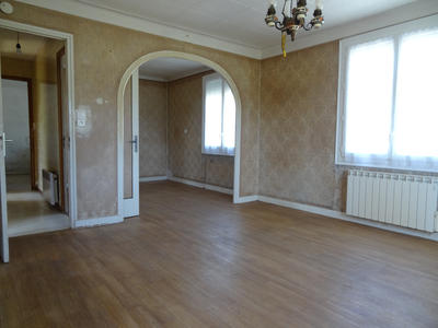 Maison - 67 m² - 5 pièces