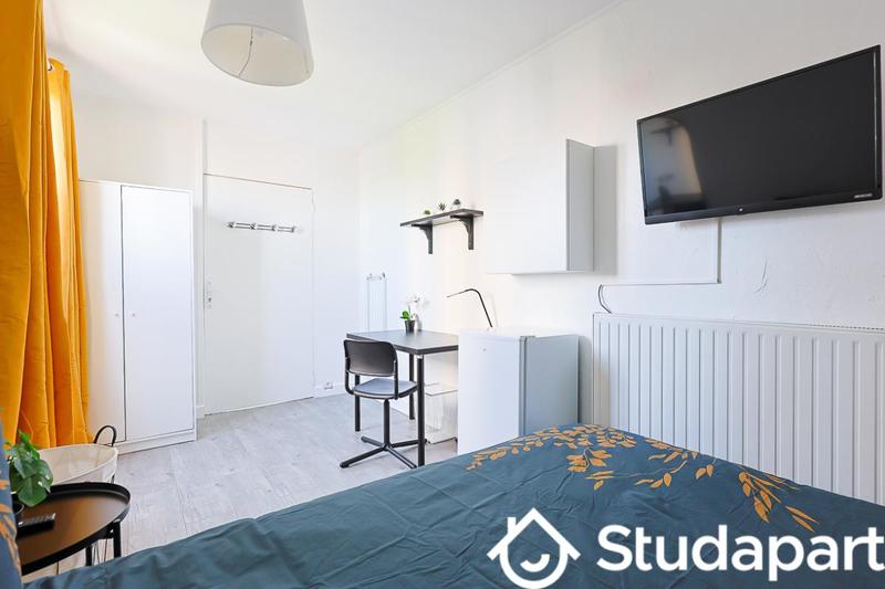 Chambre - 10 m² - 1 pièce