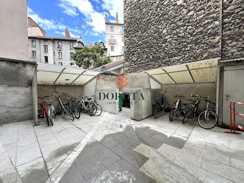 Appartement - 59 m² - 2 pièces