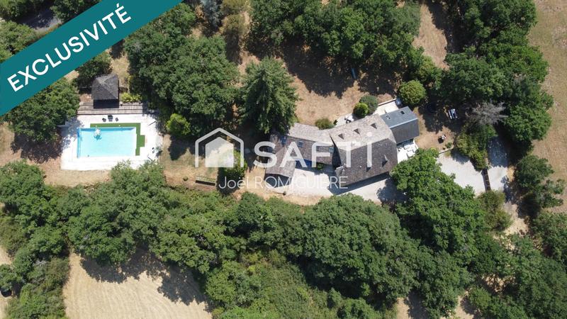 Maison - 200 m² - 5 pièces