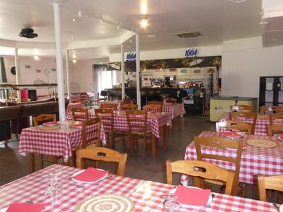 Maison - 327 m² - 4 pièces