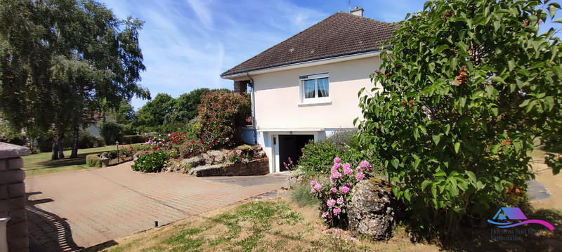 Maison traditionnelle - 135 m² - 6 pièces