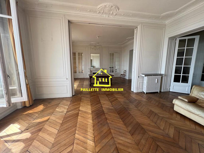 Appartement - 203 m² - 5 pièces