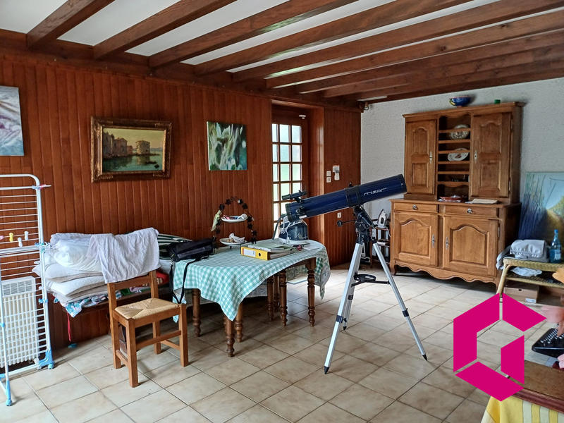 Maison - 200 m² - 11 pièces