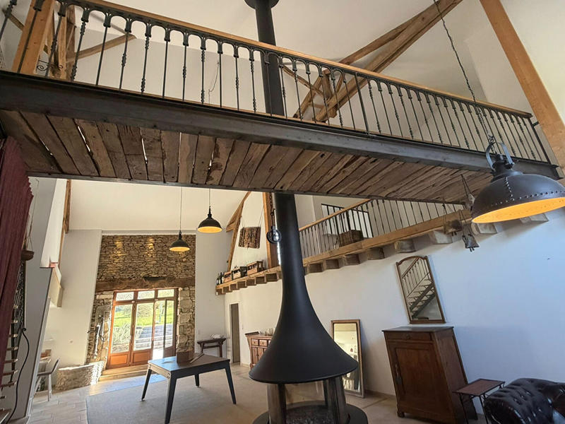 Maison - 285 m² - 13 pièces