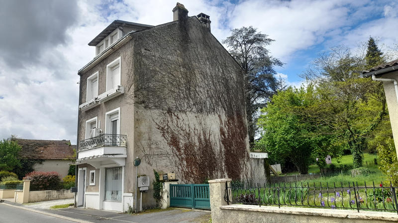 Maison - 156 m² - 8 pièces