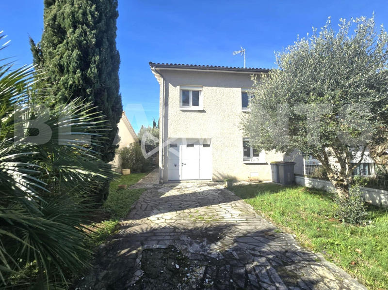 Maison - 90 m² - 4 pièces
