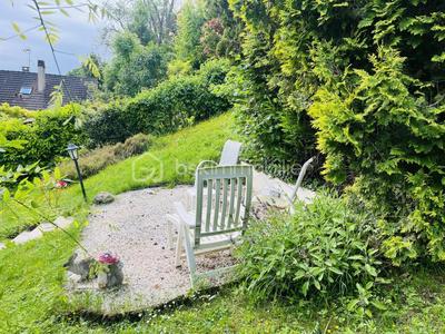 Maison traditionnelle - 132 m² - 5 pièces